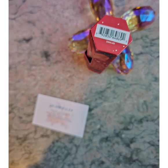 Burt’s Bees Misteltoe Kiss Set - Picture 5 of 7